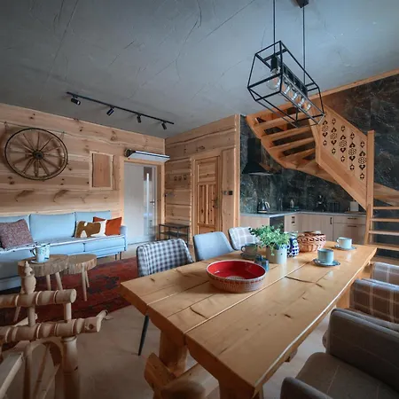 Furmanski - Bezplatnie Sauna Dla Kazdego Domku, Prywatne Jacuzzi W Dwoch Domkach Chalet